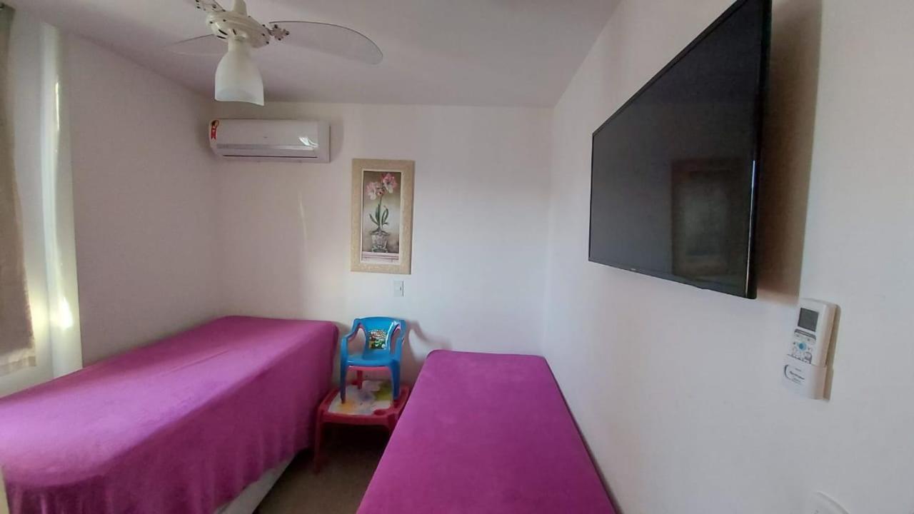 Praia Do Morro - Guarapari - Apto 2 Quartos Com Internet - Piscina - Ar Split - Edificio Gil Nogueira Lejlighed Eksteriør billede