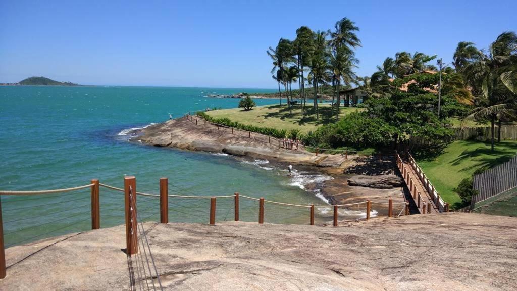 Praia Do Morro - Guarapari - Apto 2 Quartos Com Internet - Piscina - Ar Split - Edificio Gil Nogueira Lejlighed Eksteriør billede